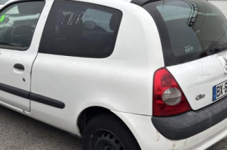 Bouton de warning RENAULT CLIO 2