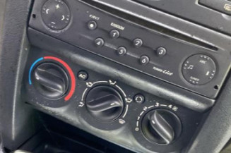 Interrupteur de leve vitre avant gauche RENAULT CLIO 2