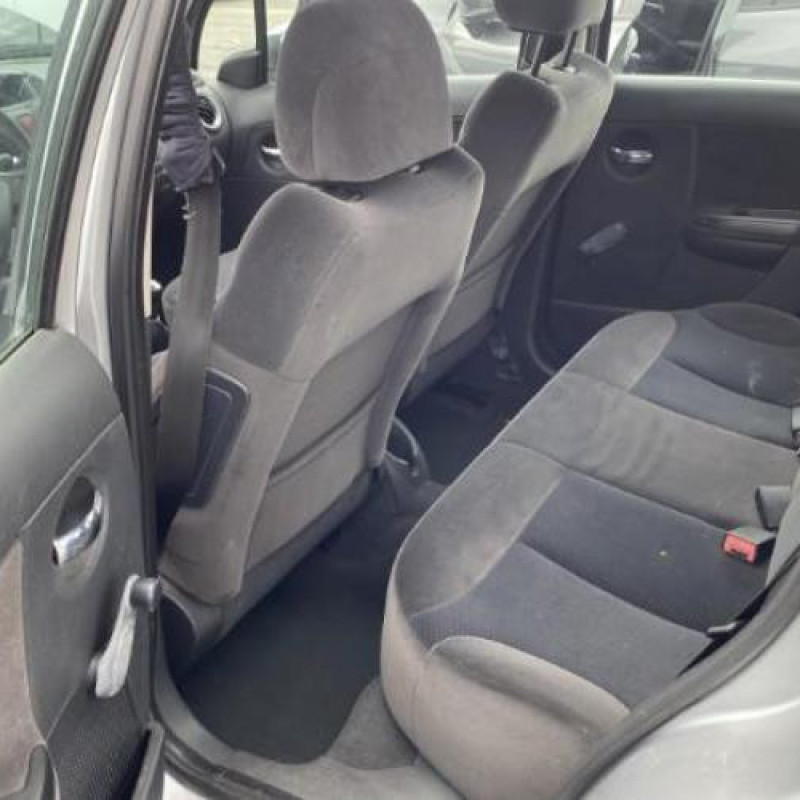Renfort pare choc avant (traverse) CITROEN C3 1 Photo n°20