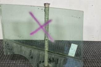 Vitre arriere gauche RENAULT CLIO 4