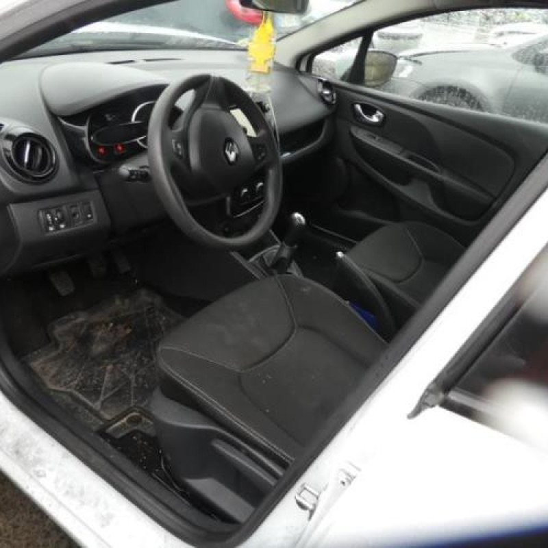 Pretensionneur de ceinture avant droit RENAULT CLIO 4 Photo n°10