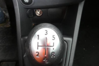 Pretensionneur de ceinture avant droit RENAULT CLIO 4