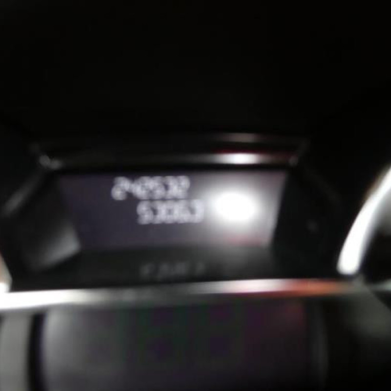Pretensionneur de ceinture avant droit RENAULT CLIO 4 Photo n°13