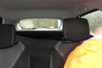Pretensionneur de ceinture avant droit RENAULT CLIO 4