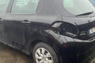 Ecran GPS PEUGEOT 208 1
