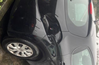 Ecran GPS PEUGEOT 208 1