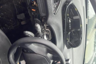 Ecran GPS PEUGEOT 208 1