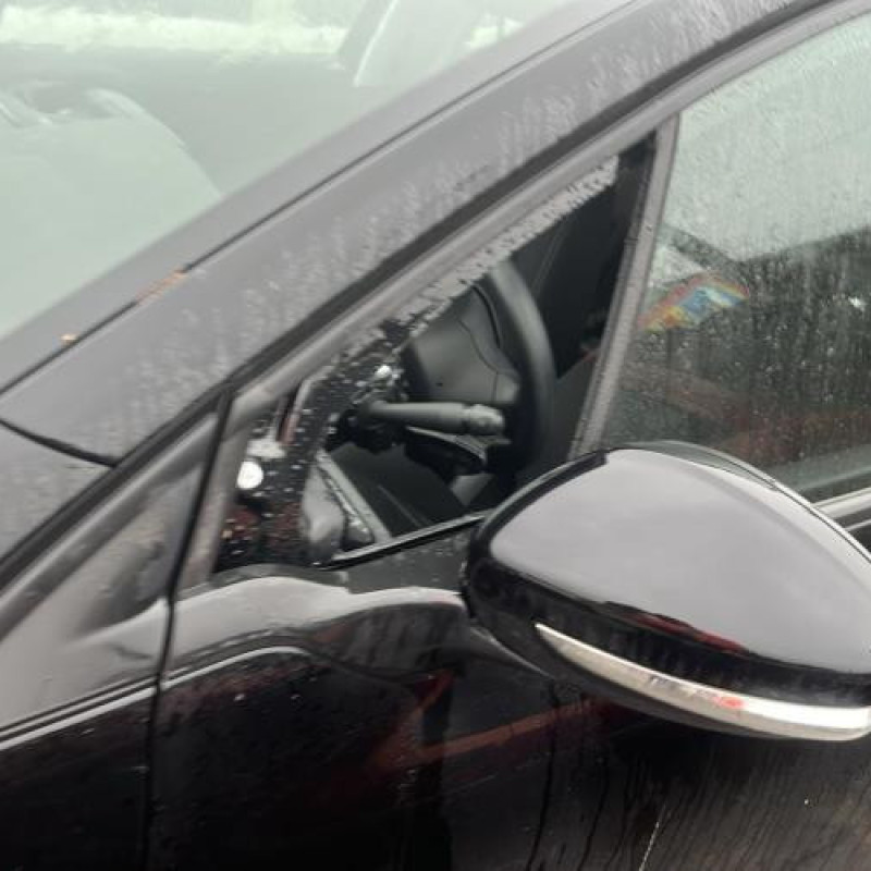 Ecran GPS PEUGEOT 208 1 Photo n°12