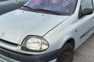Pompe à carburant RENAULT CLIO 2