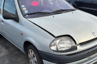 Pompe à carburant RENAULT CLIO 2