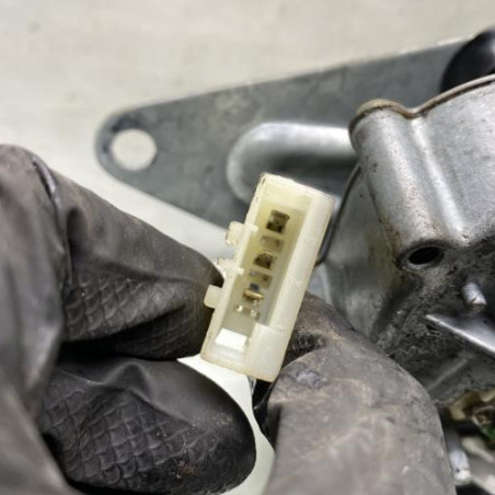 Moteur essuie glace arriere RENAULT TWINGO 1