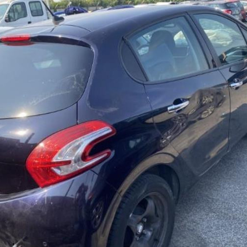 Cric PEUGEOT 208 1 Photo n°6