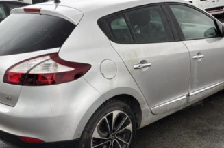 Poignee porte arriere droit RENAULT MEGANE 3