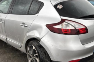 Poignee porte arriere droit RENAULT MEGANE 3