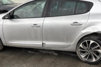 Poignee porte arriere droit RENAULT MEGANE 3