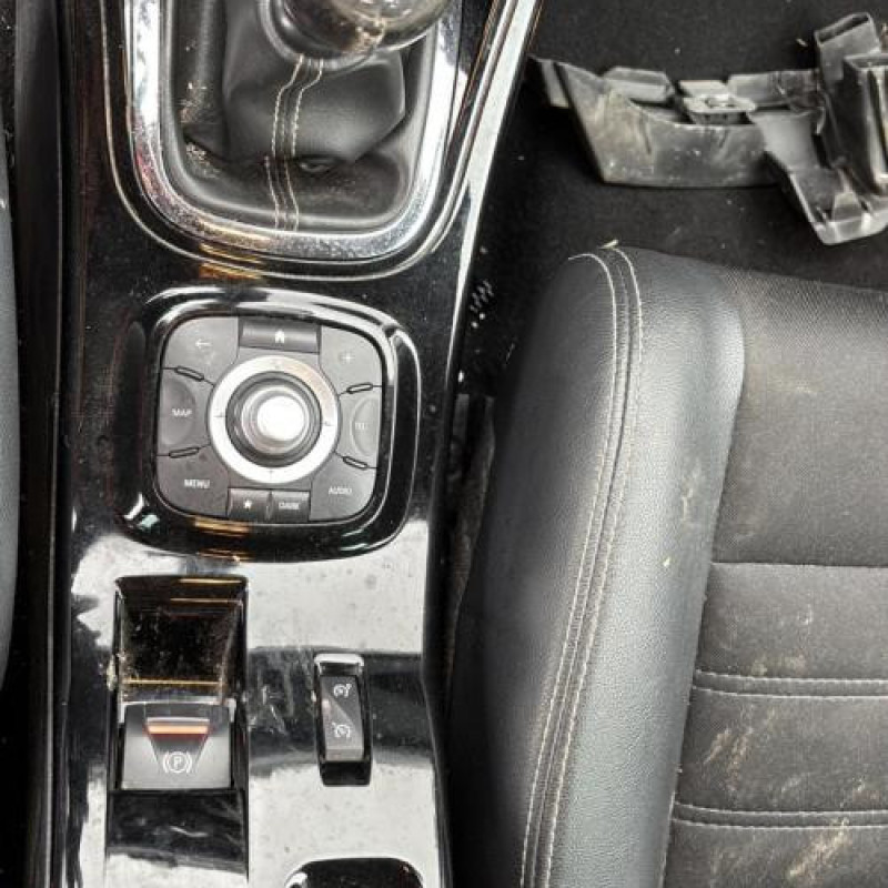 Poignee porte arriere droit RENAULT MEGANE 3 Photo n°19