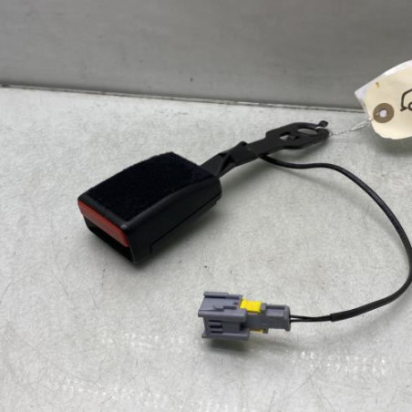 Attache ceinture avant droit PEUGEOT 208 1