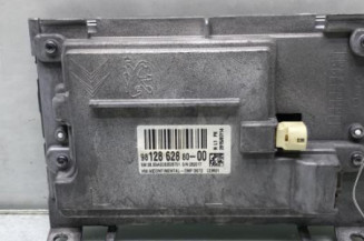 Ecran GPS PEUGEOT 208 1