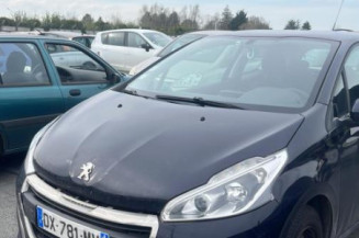 Ecran GPS PEUGEOT 208 1