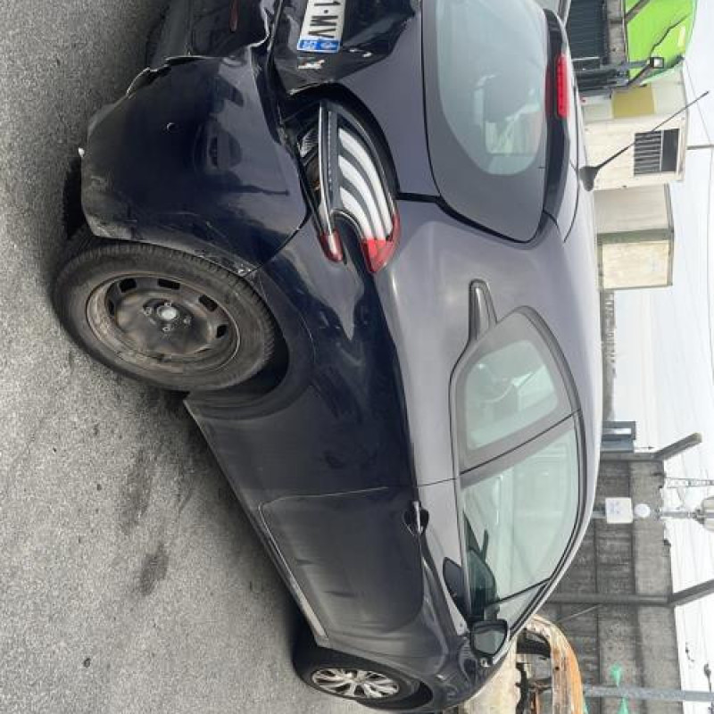 Ecran GPS PEUGEOT 208 1 Photo n°8