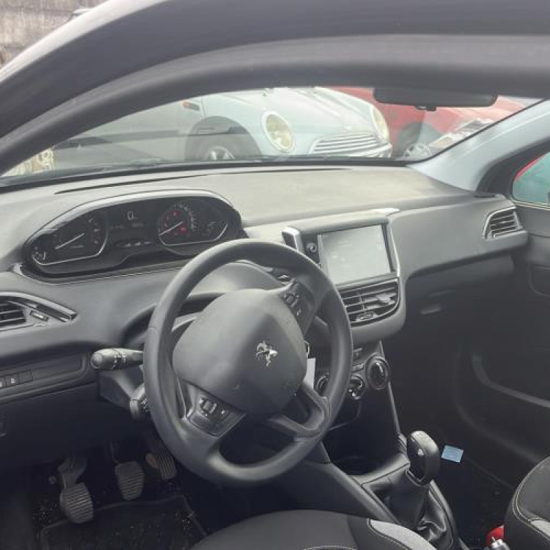 Ecran GPS PEUGEOT 208 1 Photo n°11