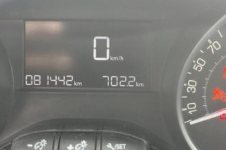 Ecran GPS PEUGEOT 208 1