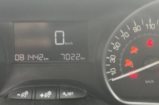 Ecran GPS PEUGEOT 208 1