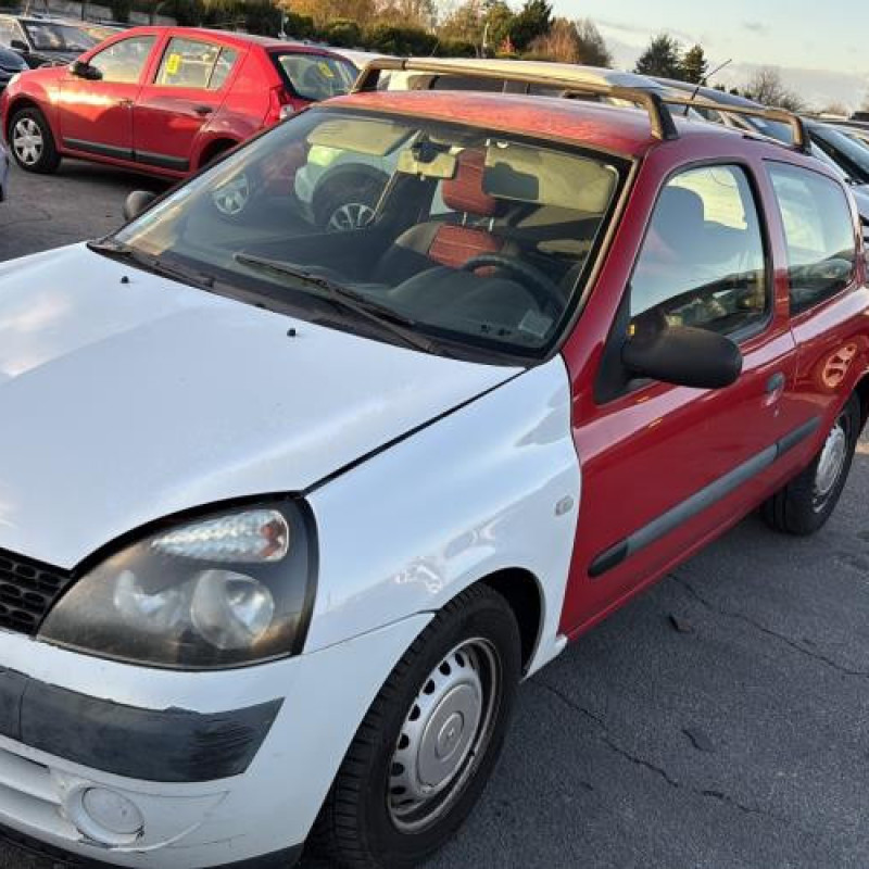 Bouton de warning RENAULT CLIO 2 CAMPUS Photo n°4