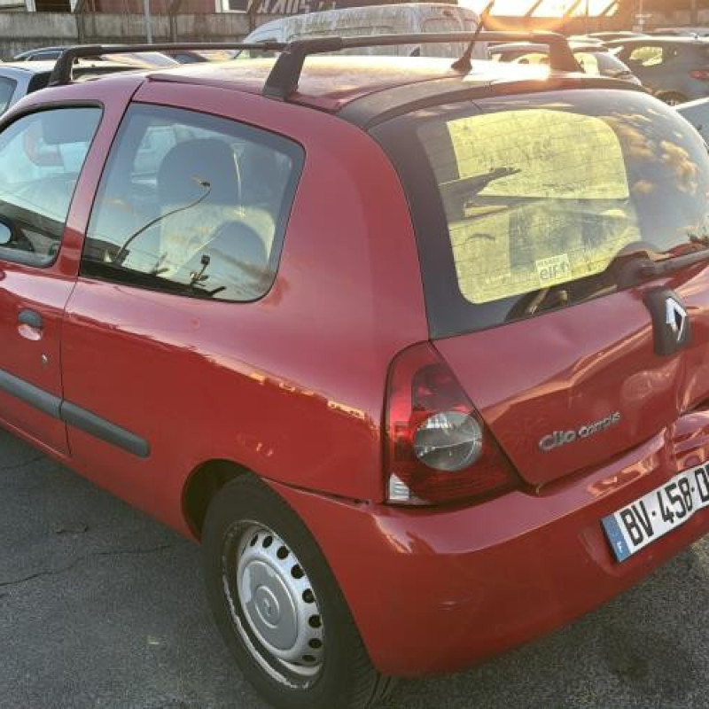 Bouton de warning RENAULT CLIO 2 CAMPUS Photo n°7