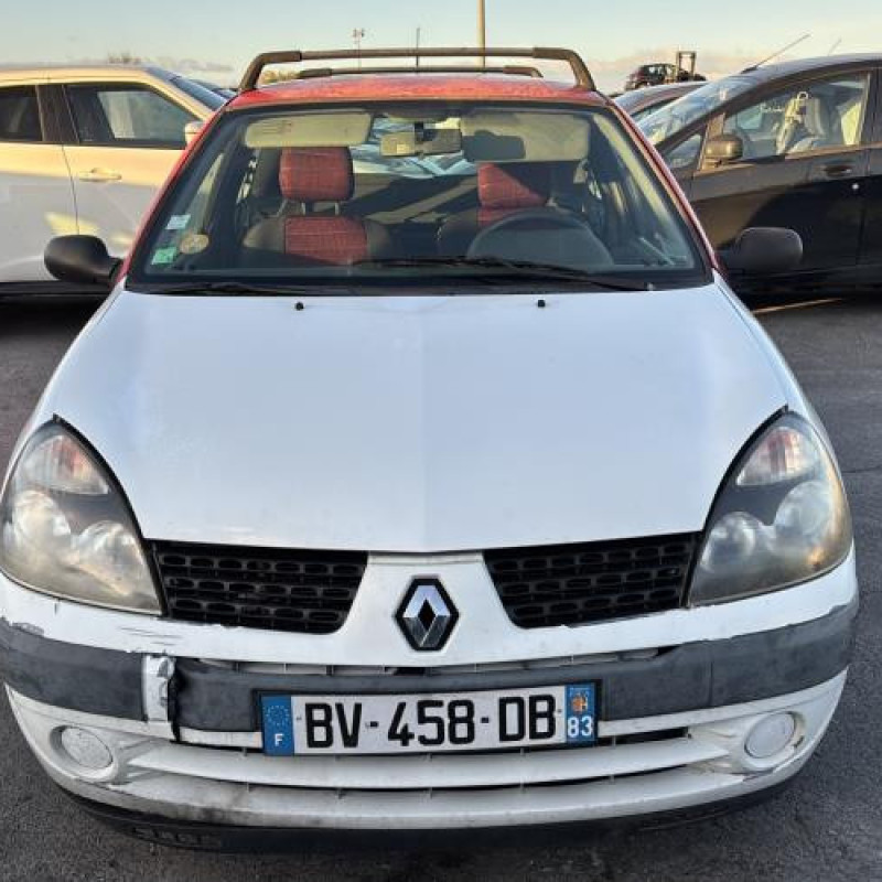 Bouton de warning RENAULT CLIO 2 CAMPUS Photo n°11