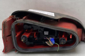 Feu arriere principal droit (feux) PEUGEOT 106