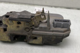 Serrure arriere droit PEUGEOT 206