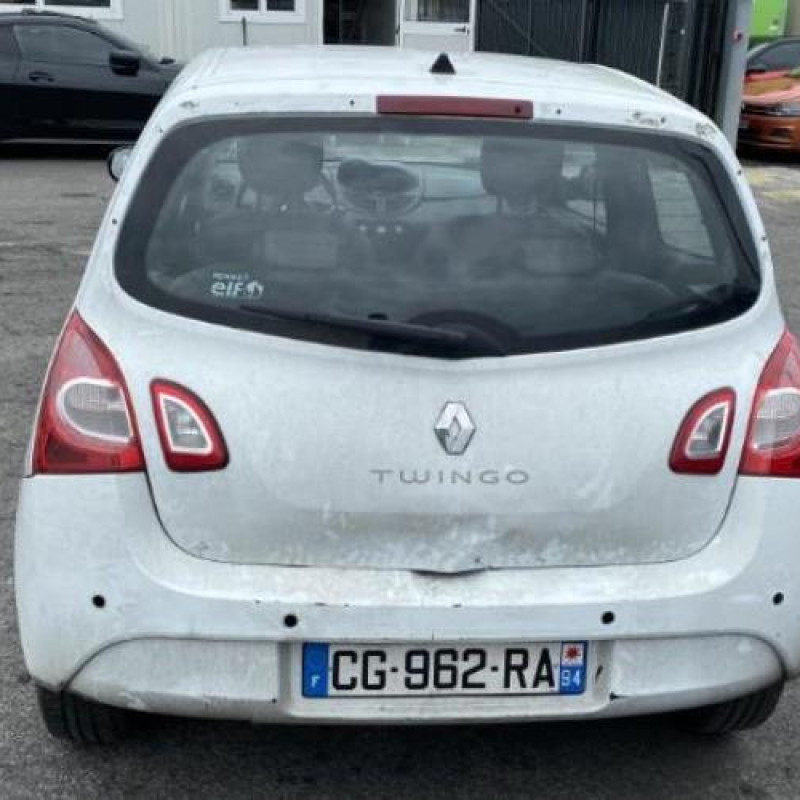 Feu arriere secondaire gauche (feux) RENAULT TWINGO 2 Photo n°8