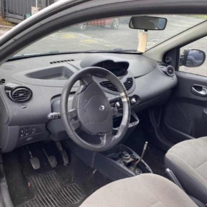 Feu arriere secondaire gauche (feux) RENAULT TWINGO 2 Photo n°20