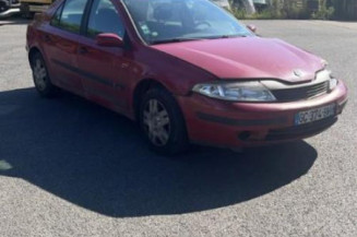 Pompe à carburant RENAULT LAGUNA 2