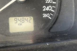 Pompe à carburant RENAULT LAGUNA 2