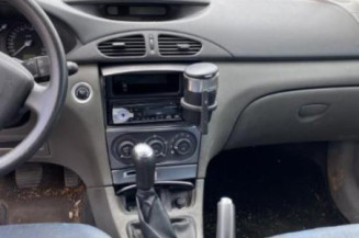 Pompe à carburant RENAULT LAGUNA 2