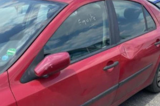 Pompe à carburant RENAULT LAGUNA 2