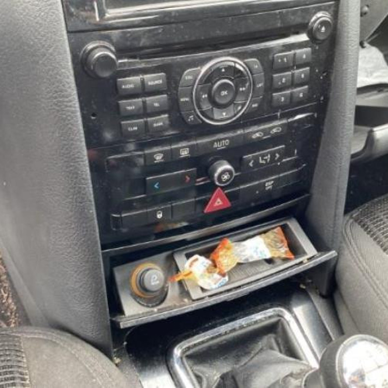 Interrupteur de leve vitre arriere droit PEUGEOT 407 Photo n°19