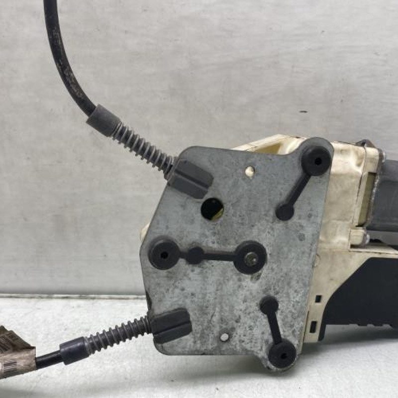 Leve vitre electrique avant droit PEUGEOT 407 Photo n°4