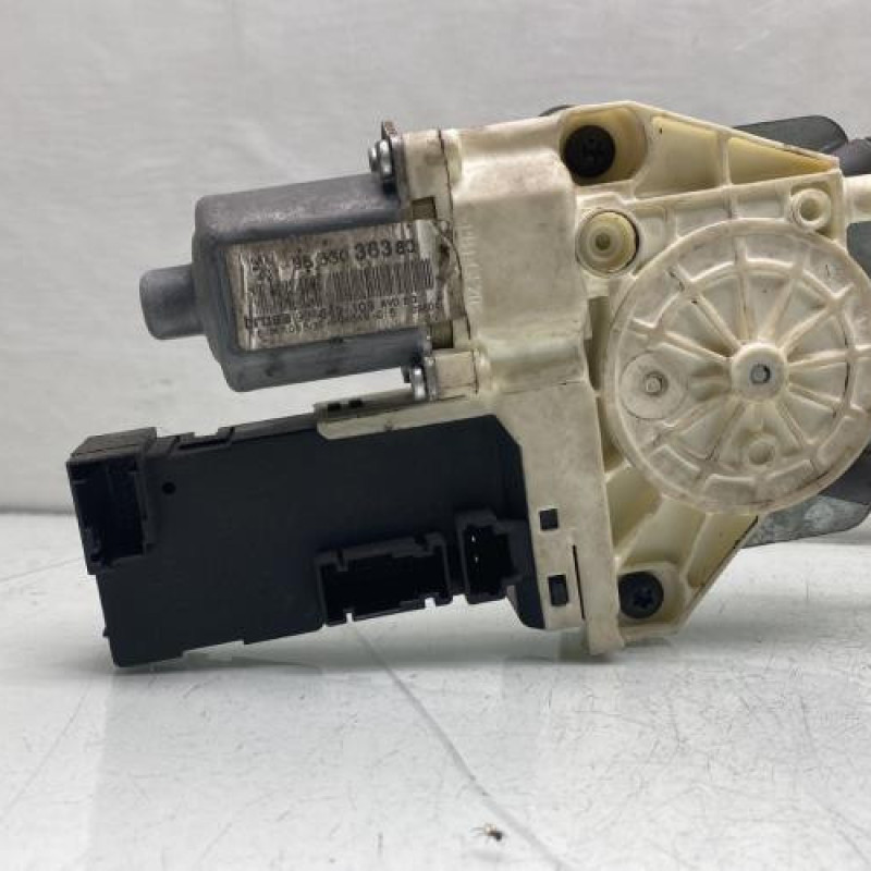 Leve vitre electrique avant droit PEUGEOT 407 Photo n°6