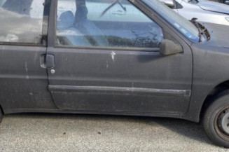 Leve vitre mecanique avant droit PEUGEOT 106
