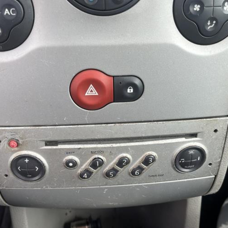 Serrure de coffre RENAULT MODUS Photo n°13