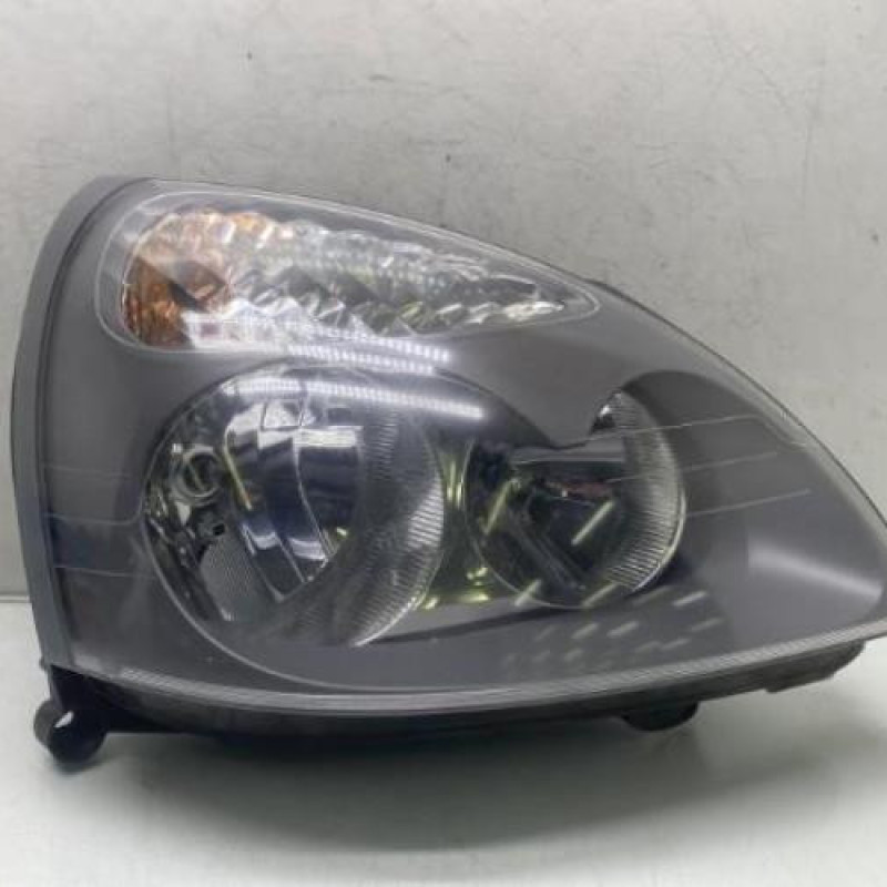 Optique avant principal droit (feux)(phare) RENAULT CLIO 2 CAMPUS Photo n°1