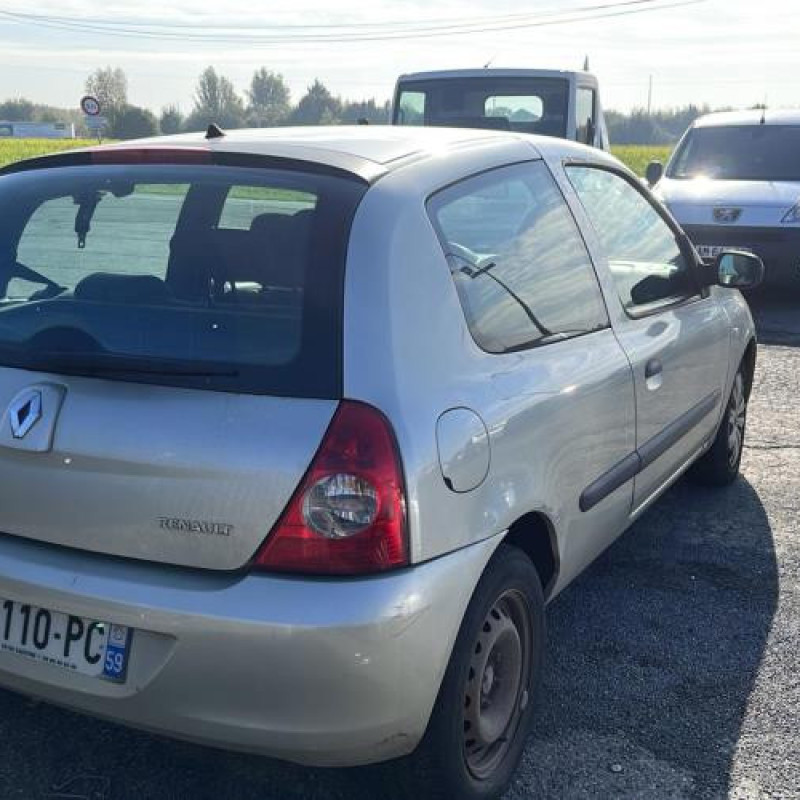 Optique avant principal droit (feux)(phare) RENAULT CLIO 2 CAMPUS Photo n°16