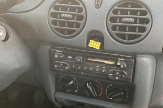 Poignee porte avant gauche RENAULT KANGOO 1