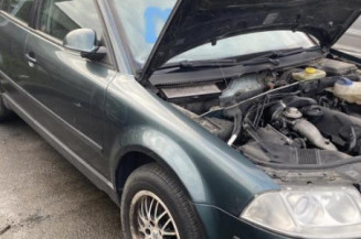 Optique avant principal gauche (feux)(phare) VOLKSWAGEN PASSAT 4