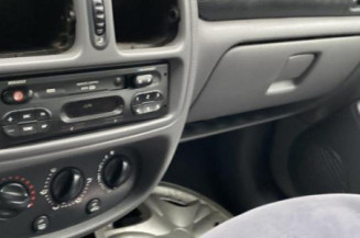 Optique avant principal gauche (feux)(phare) RENAULT CLIO 2