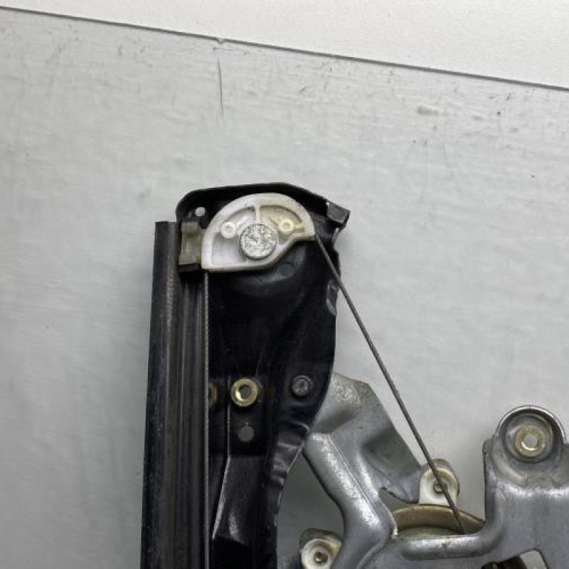 Leve vitre electrique avant droit FORD FOCUS 1 Photo n°5
