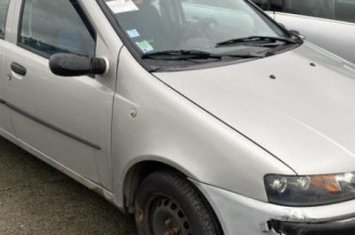 Plage arriere FIAT PUNTO 2